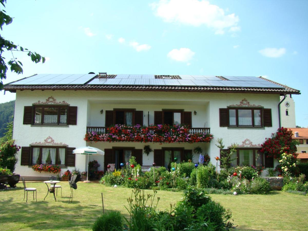 Gaestehaus St. Bartholomae Apartment Samerberg