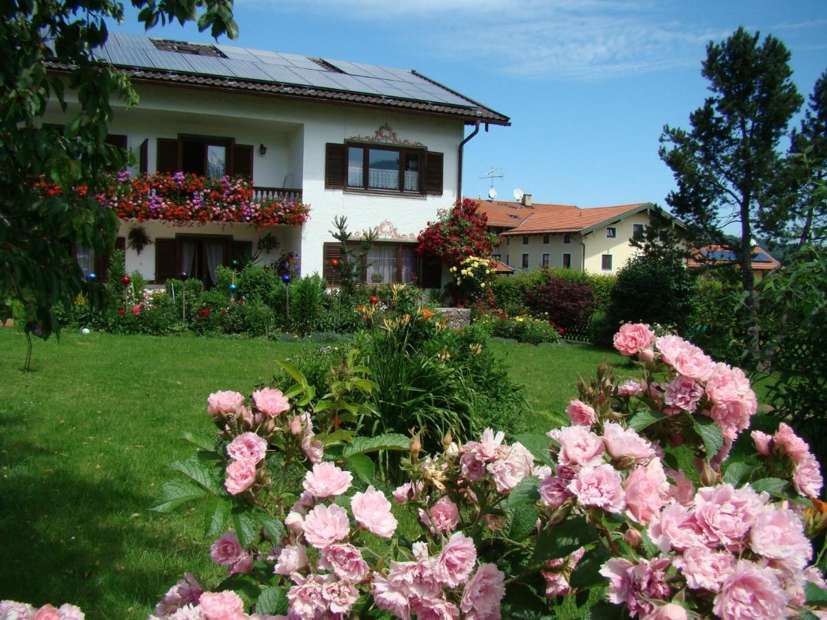 Gaestehaus St. Bartholomae Samerberg