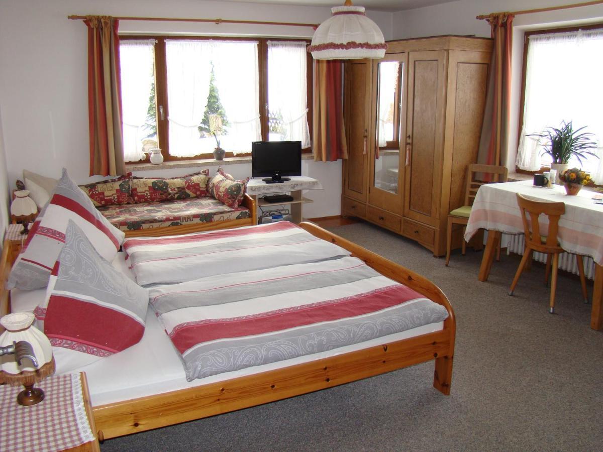 Apartment Gaestehaus St. Bartholomae Samerberg
